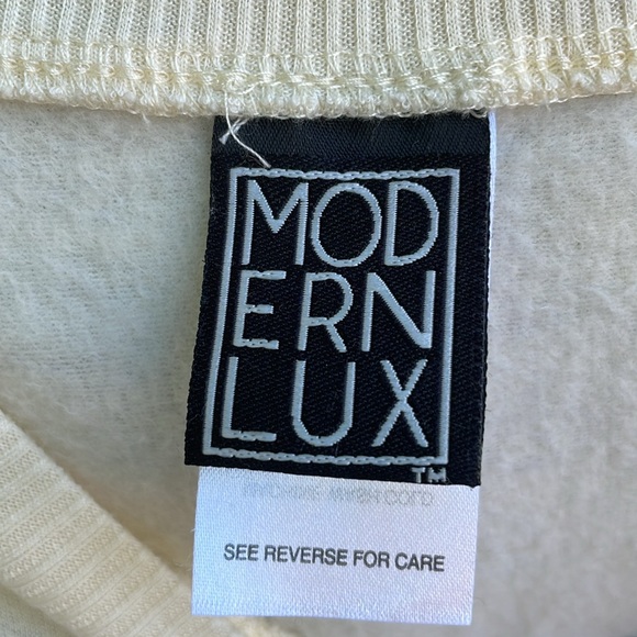 Dog Mom Sweatsuit - Picture 3 of 10